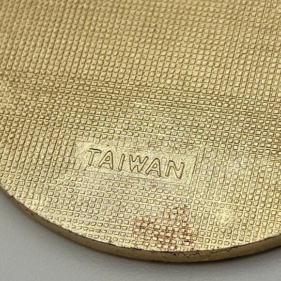 VTG. BI-CENETENNIAL CELEBRATION 1776 USA 1976 MEDAL NECKLACE 24"  43mm TAIWAN - Picture 7 of 9